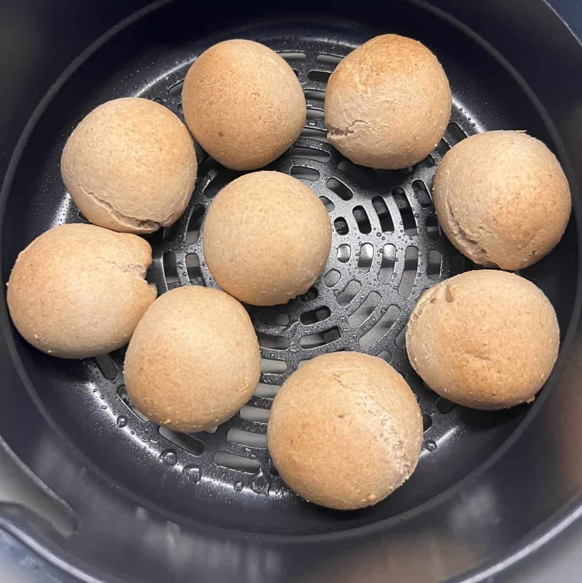 Dal Bati Churma Dal baati Choorma (in oven)