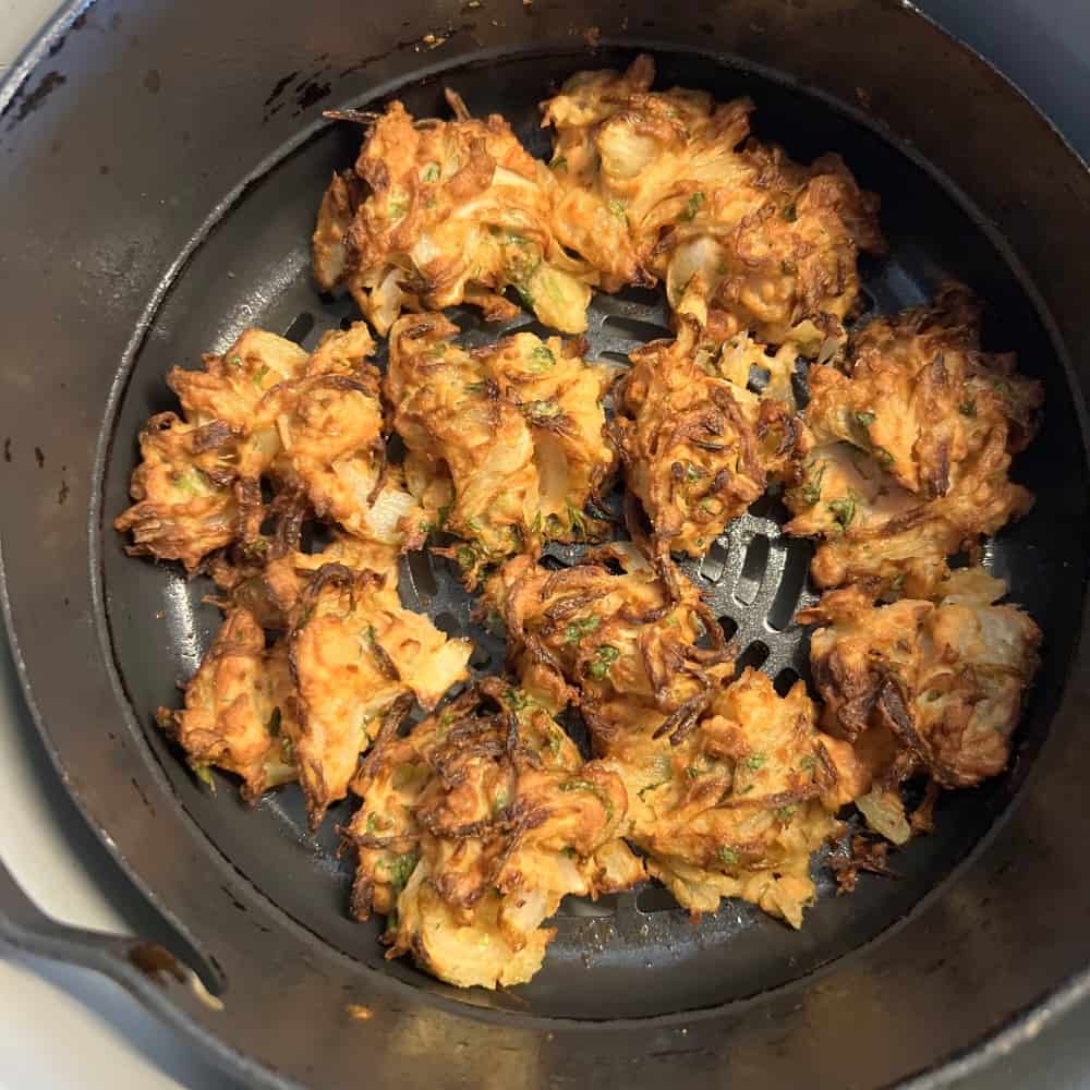 Air fryer onion pakora Crispy Onion bhajiya recipe SecondRecipe