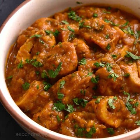 Home style Soya chaap curry | Soya chaap masala - SecondRecipe