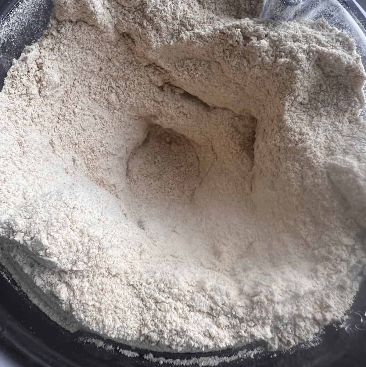 Grinding flour in vitamix blender using wheat grains SecondRecipe