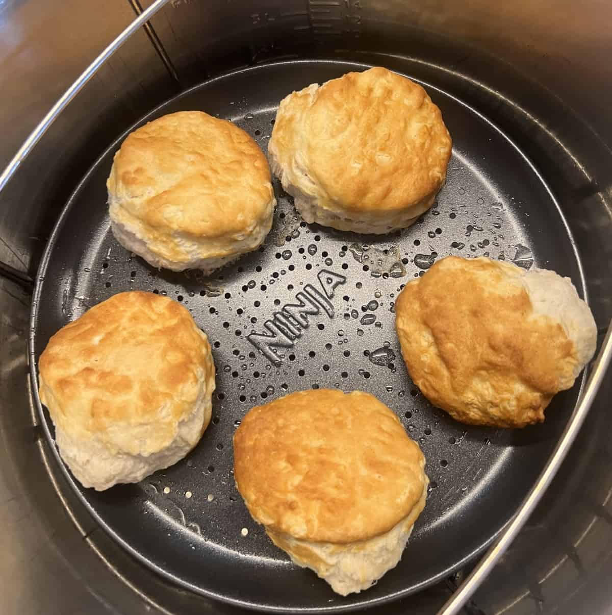 Air fryer frozen biscuits Pillsbury grands biscuits SecondRecipe
