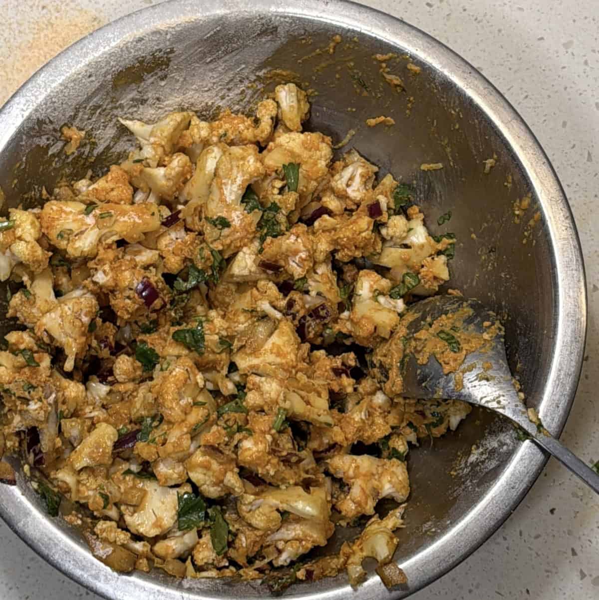 Thick sticky cauliflower pakora mixture for air frying